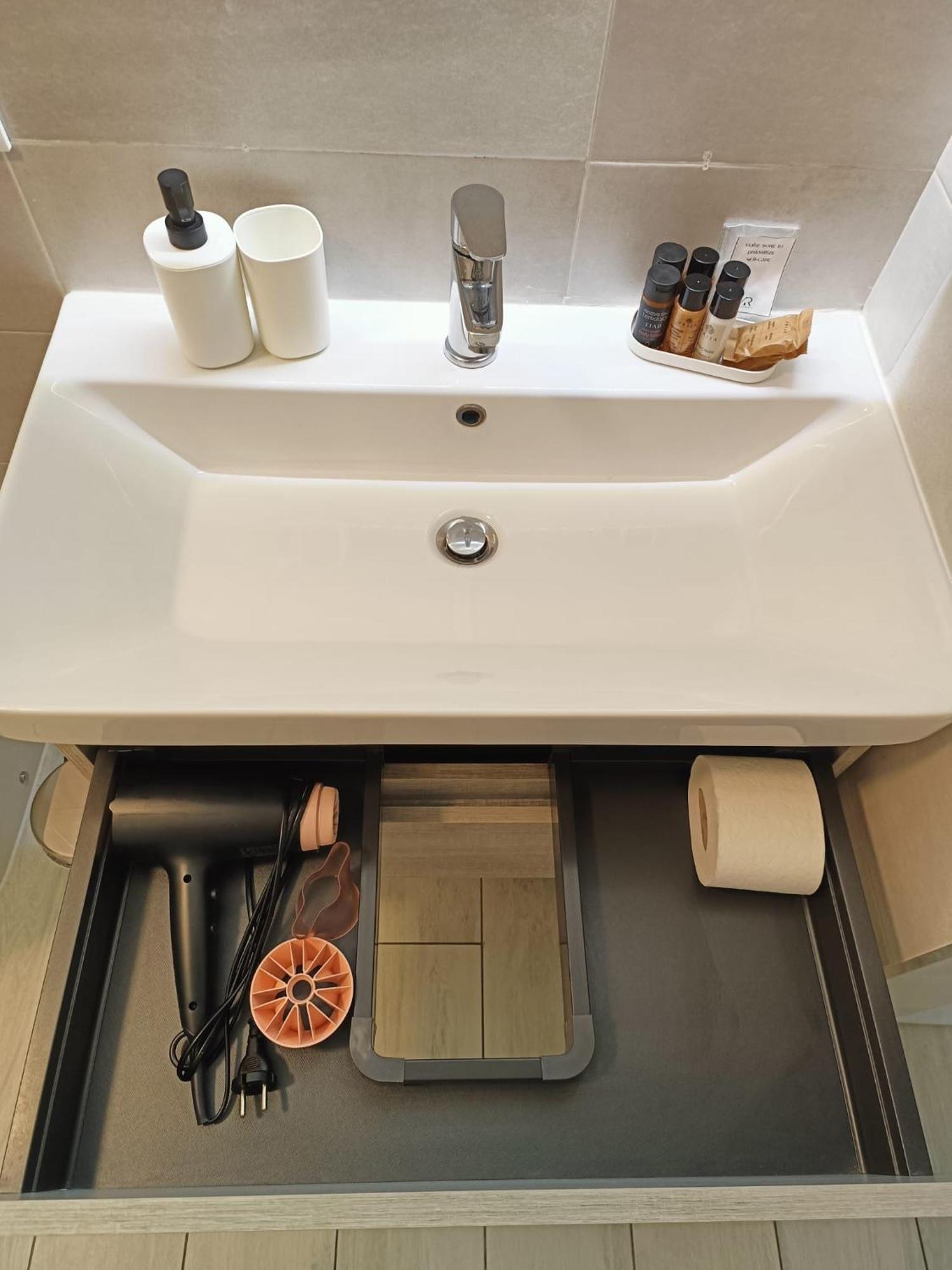 Yr Apartments Milan - Bocconi מראה חיצוני תמונה
